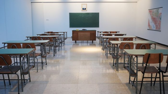 Académica de Trabajo Social UV integra Mesa del MINEDUC para prevenir abandono escolar